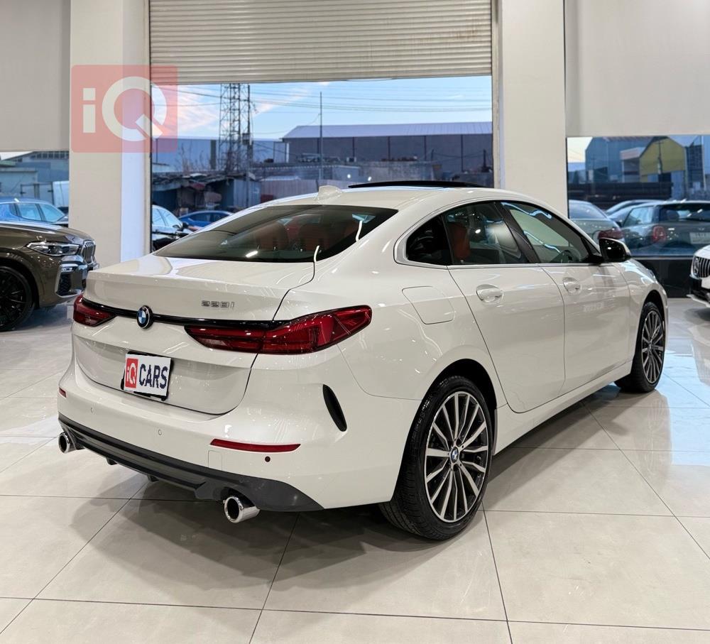 بي ام دبليو الفئة 2